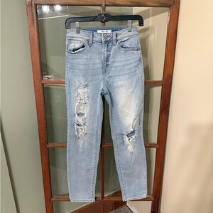 Willow & Root Buckle High Waisted Mom Fit Light Wash Distressed Jeans - Size 26